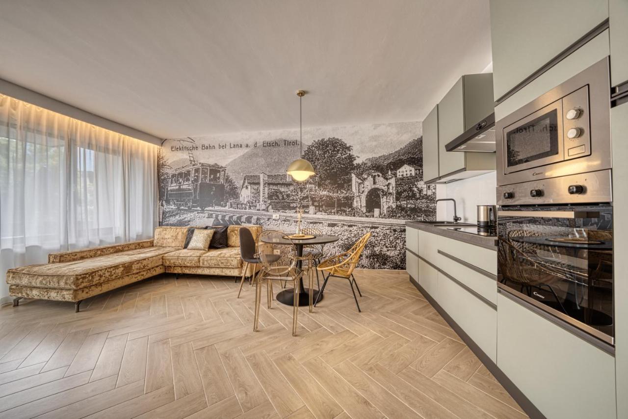 Goldfinger + Suites Lana Ngoại thất bức ảnh